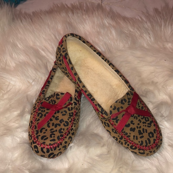 UGG Shoes - Cheetah print UGG moccasins
